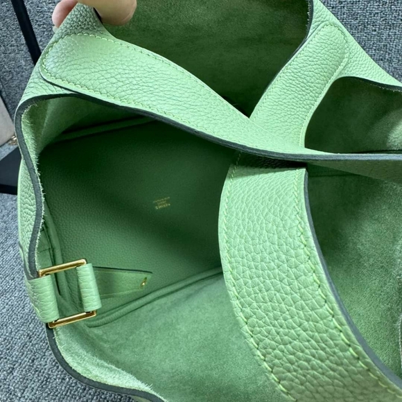 100% Authentic Hermes Picotin Green Leather Tote - Picture 16 of 16